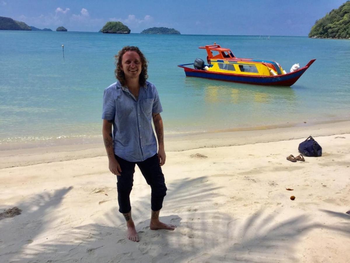 Wild Pasir Panjang Hotel Pulau Tuba Luaran gambar